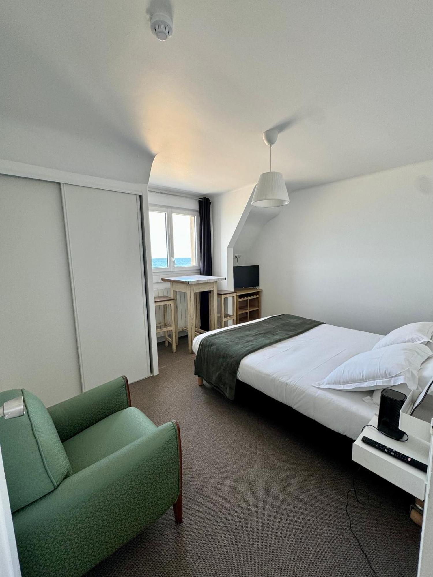 Le Clos Normand Saint-Aubin-Sur-Mer  Εξωτερικό φωτογραφία