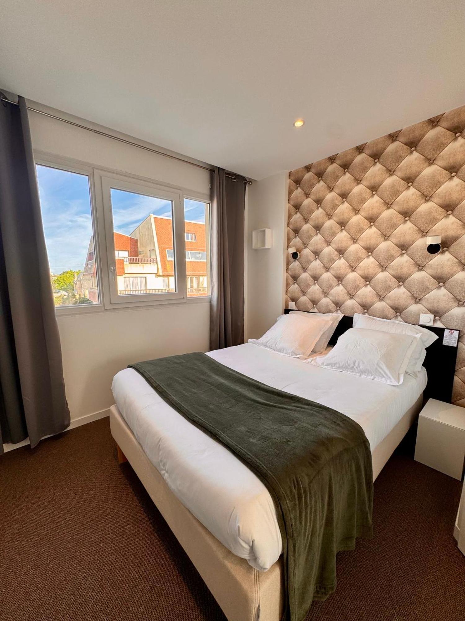 Le Clos Normand Saint-Aubin-Sur-Mer  Εξωτερικό φωτογραφία