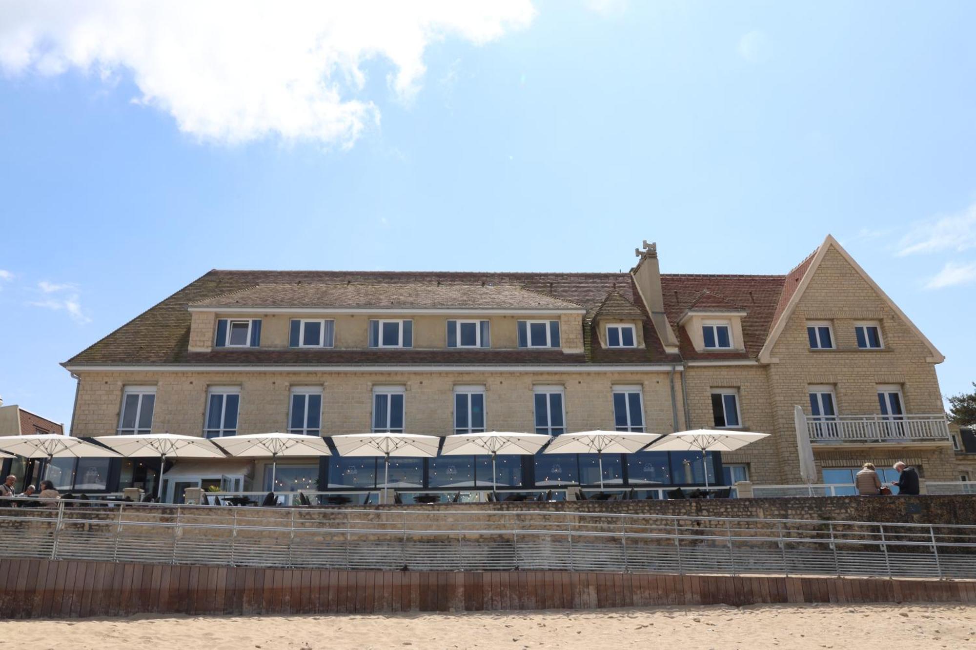 Le Clos Normand Saint-Aubin-Sur-Mer  Εξωτερικό φωτογραφία