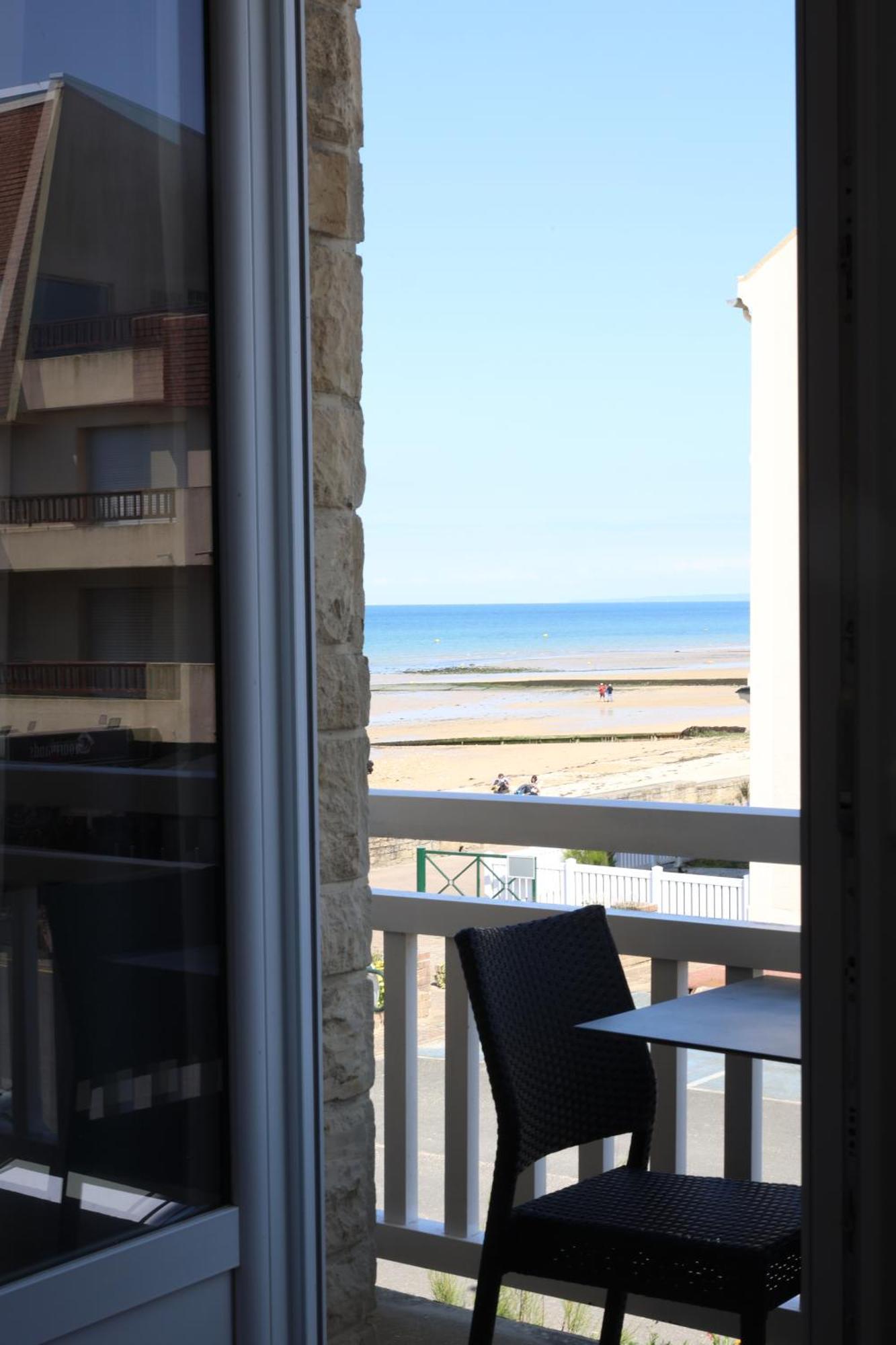 Le Clos Normand Saint-Aubin-Sur-Mer  Εξωτερικό φωτογραφία